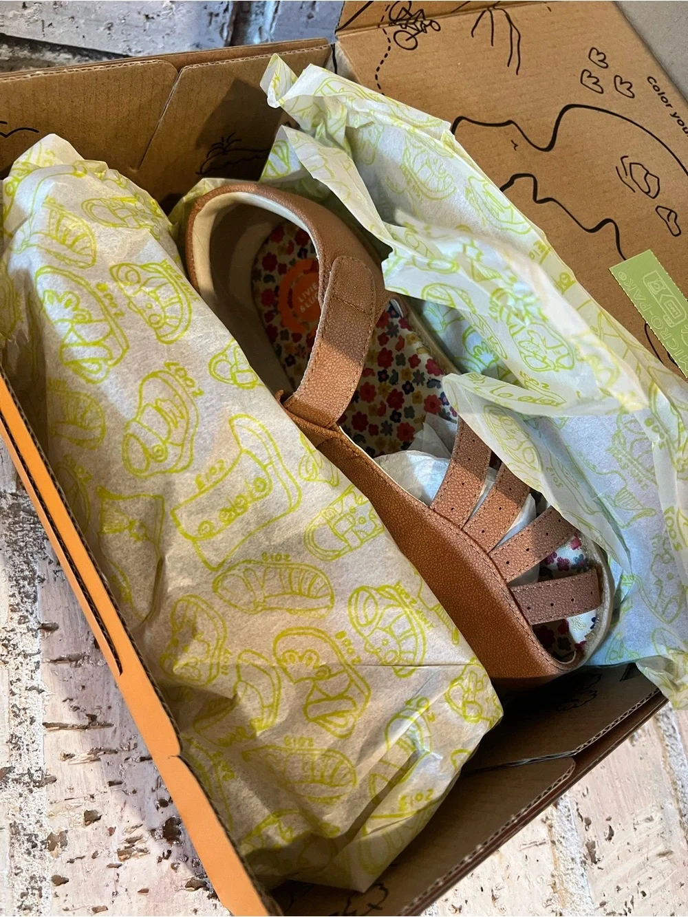 Livie & Luca Paz Classic Caramel Strappy Girls' Sandals Size 13 New In Box
